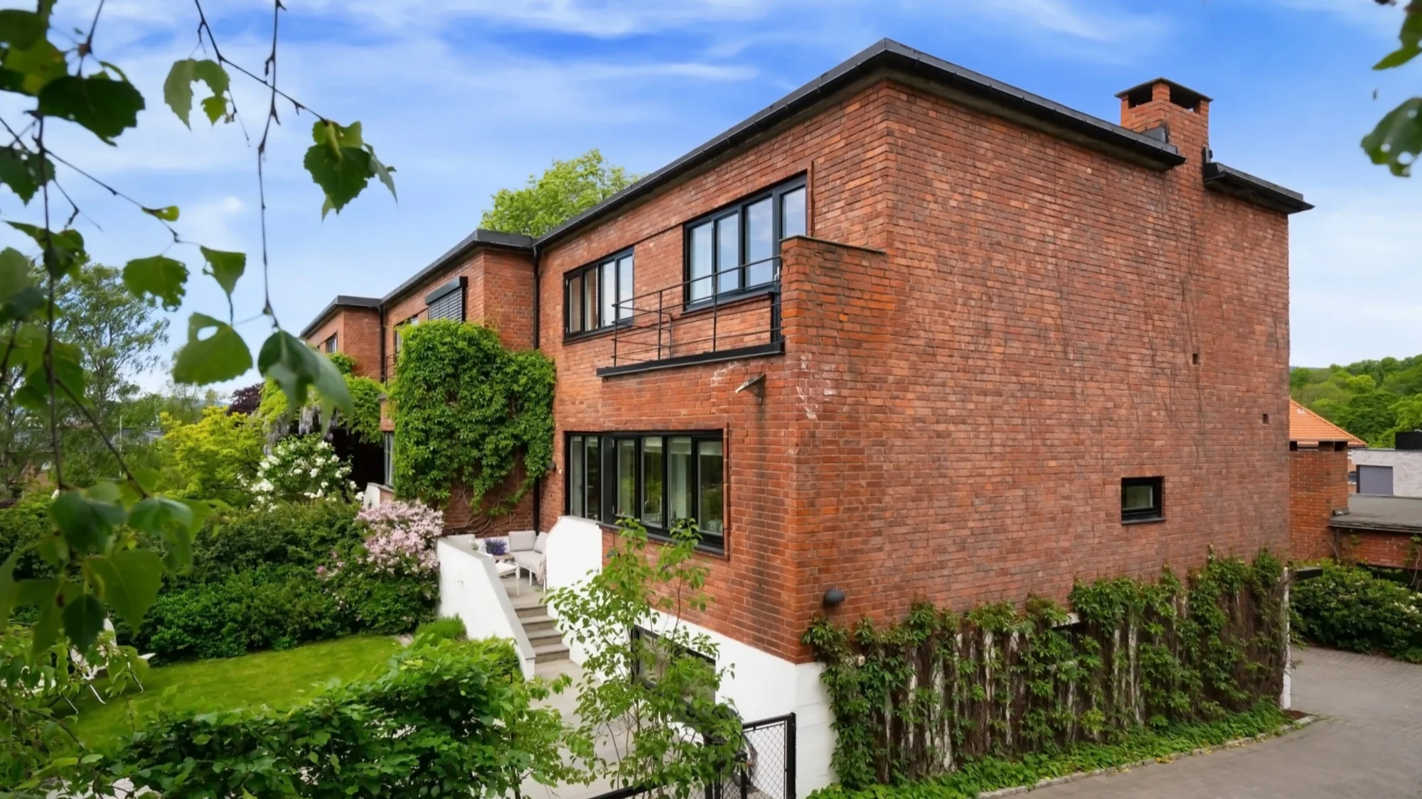 Townhouse med tilbaketrukket beliggenhet på Heia