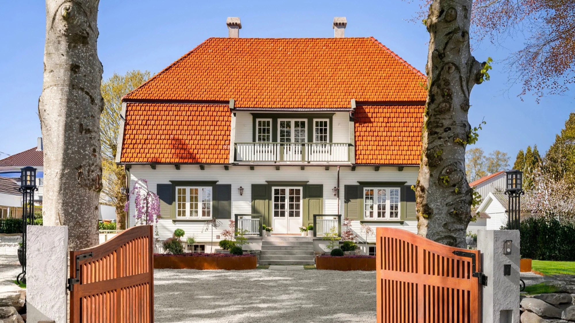 Ærverdig jugend-villa, tegnet av arkitekt Erik Erga