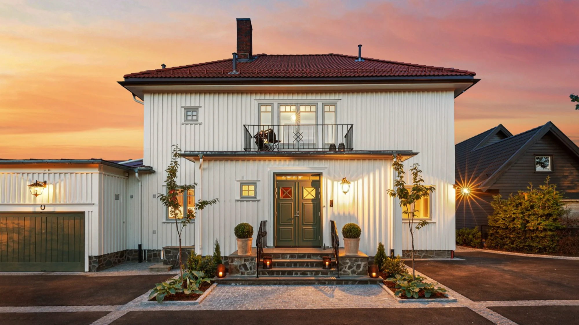 Innholdsrik og klassisk villa på solrik utsiktstomt