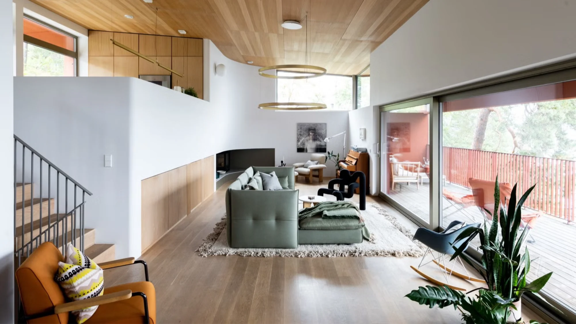 Unik arkitekttegnet enebolig med panoramautsikt