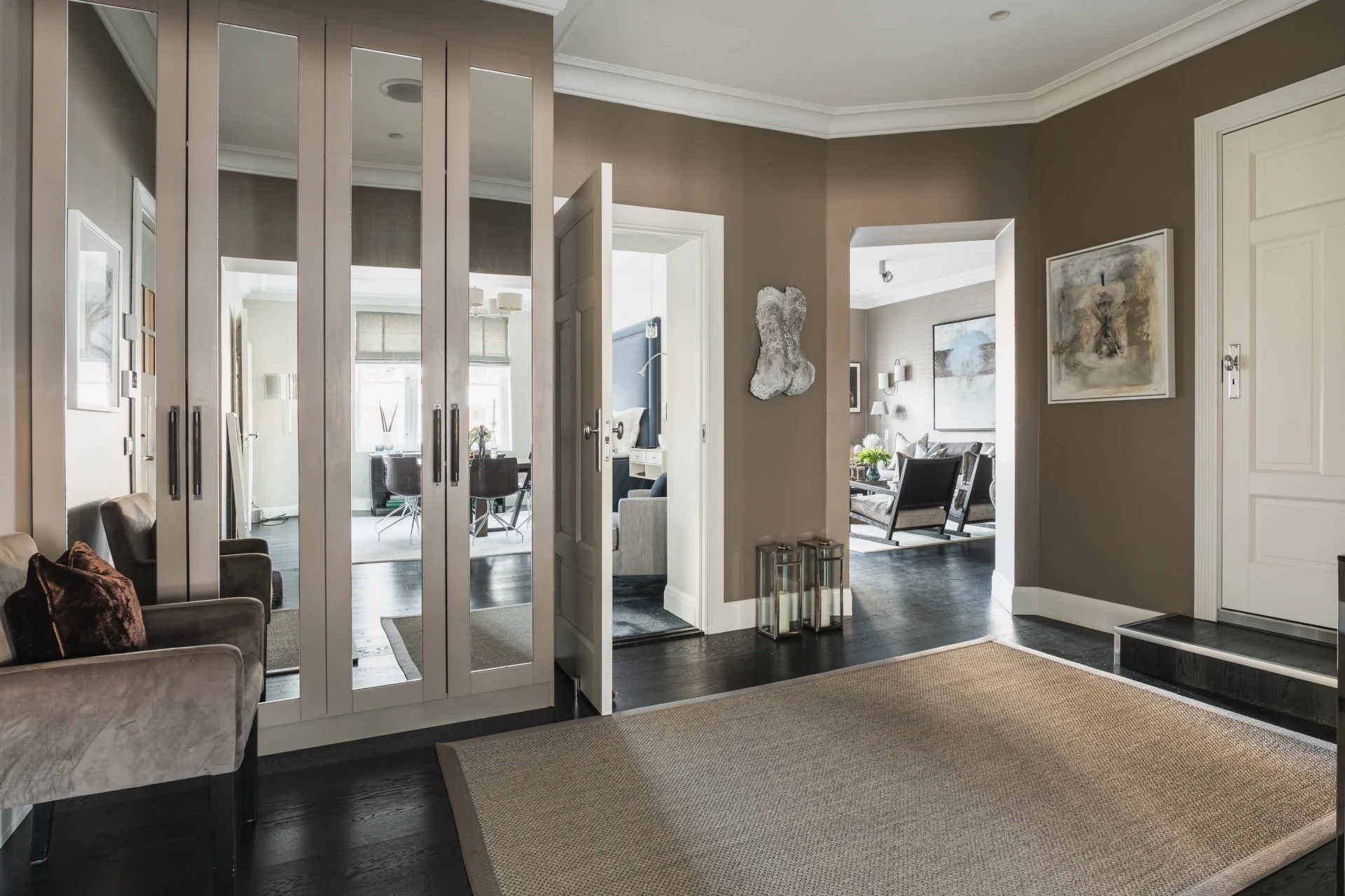 Eksklusiv 3-roms i vakker bygård