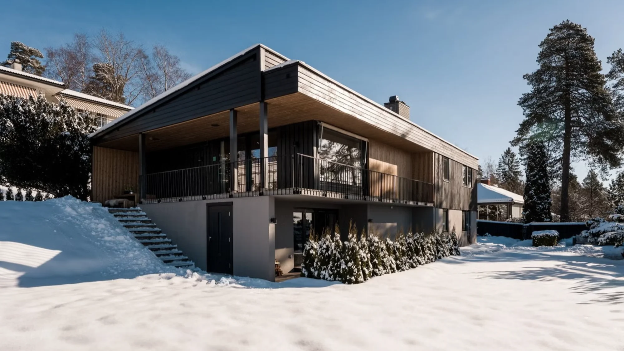 Lekker enebolig med to hybler, dobbelgarasje og smarthus