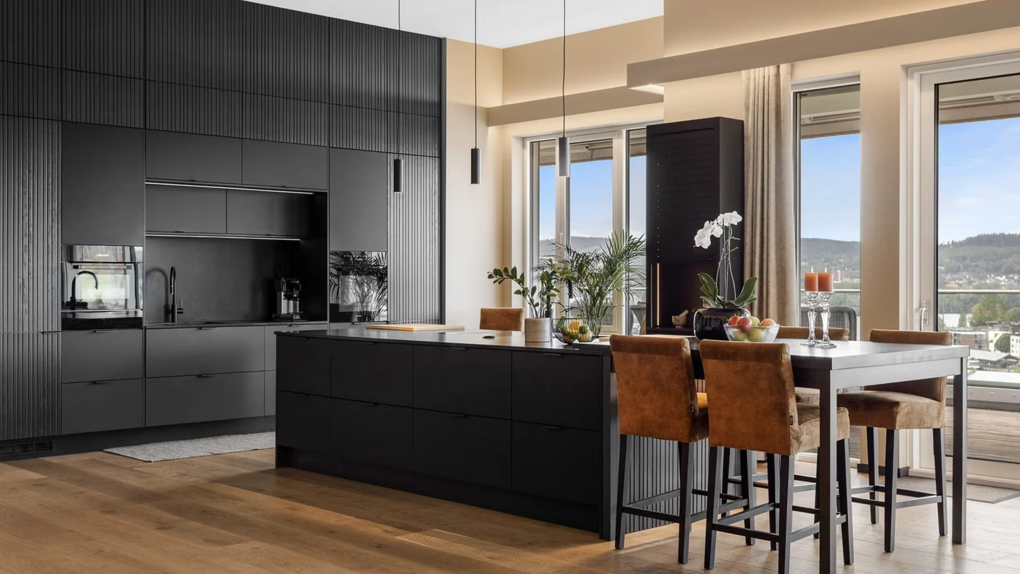 Sjelden toppleilighet m/unik takhøyde, og optimale solforhold