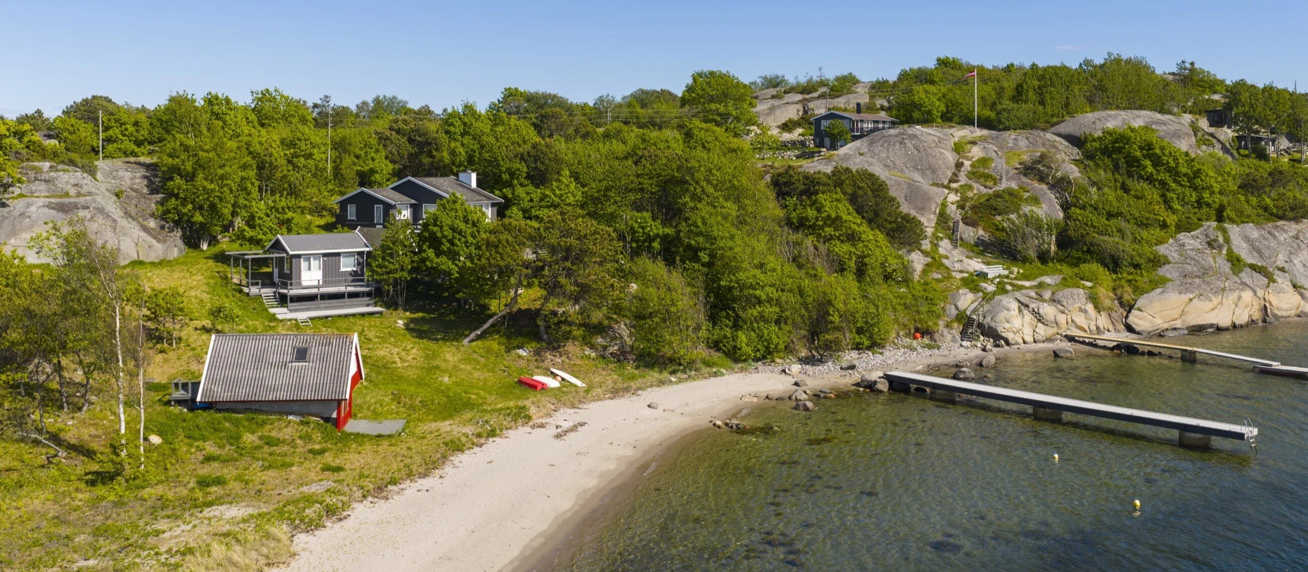 Unik eiendom beliggende på idylliske Sandø ved Hvasser