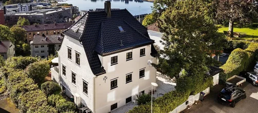 Herskapelig og svært oppgradert enebolig