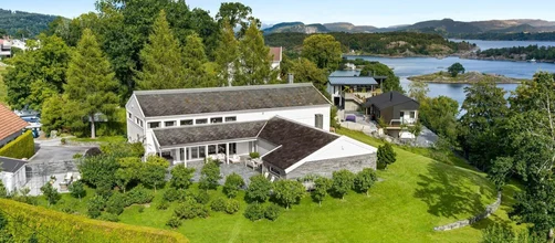 Sjelden stor og påkostet enebolig med fantastisk sjøutsik