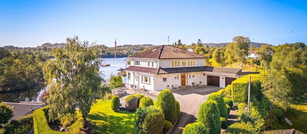 Eksklusiv sjøeiendom ved Nordåsvatnet | Eget naust, kai og flytebrygge