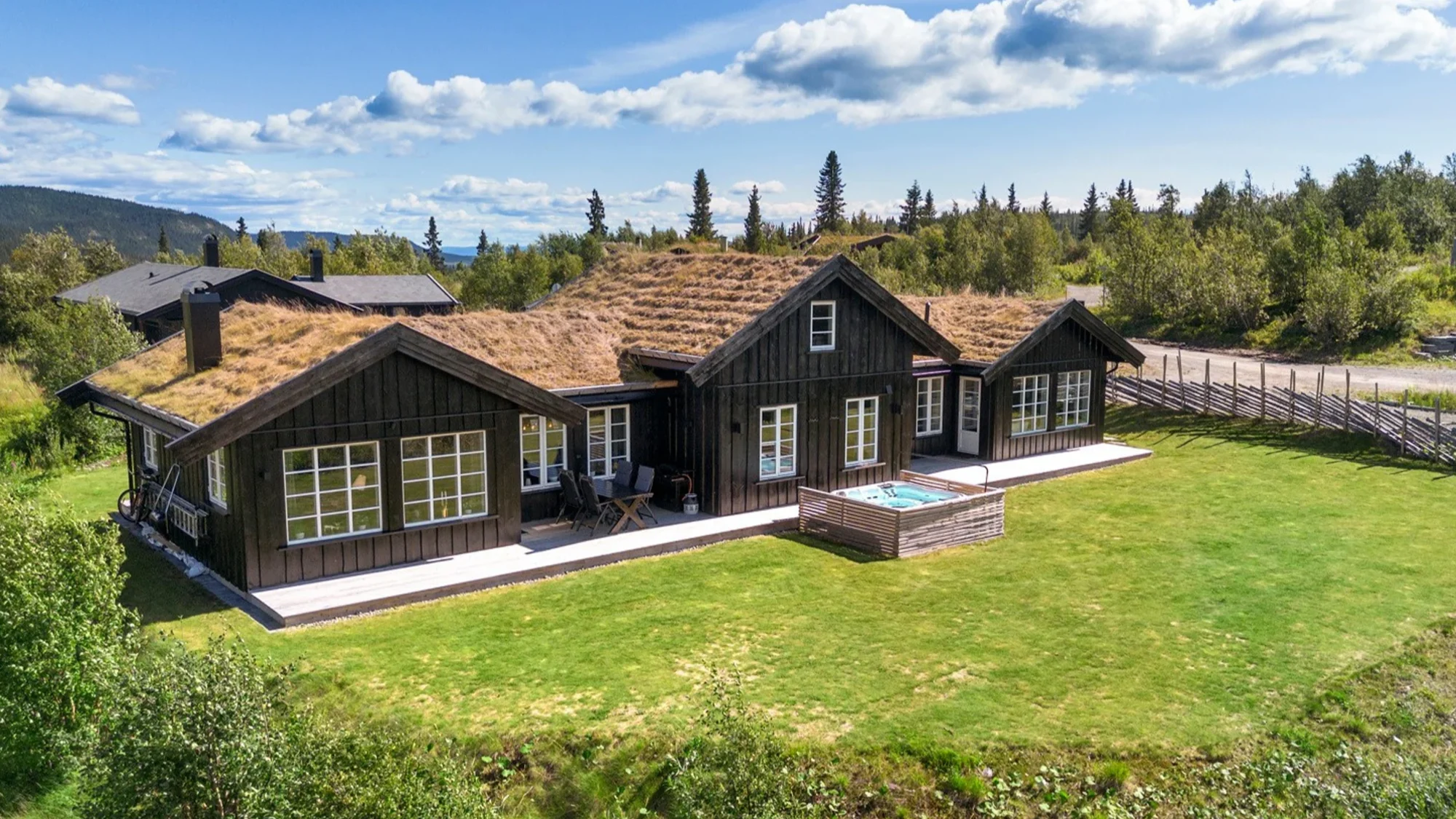 Stor hytte med mulighet for generasjonshytte